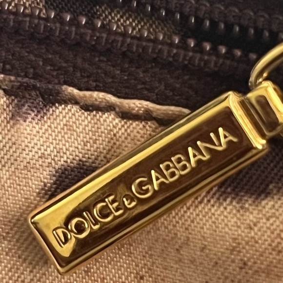 Authentic Dolce & Gabbana - Picture 15 of 16